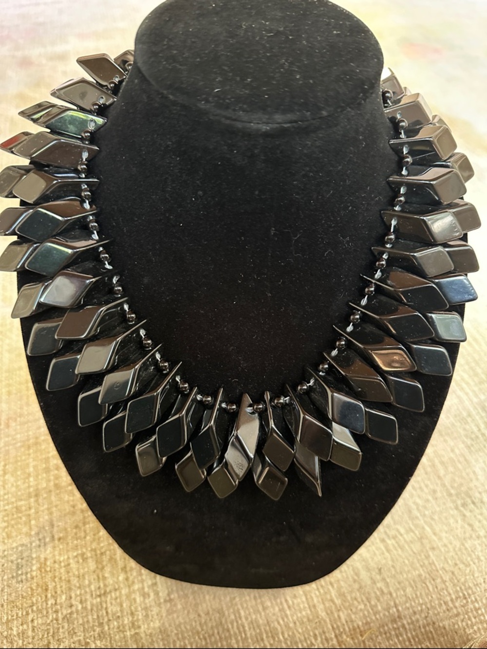 Rara Avis Iris Apfel Black High-Gloss Faceted Resin Link Statement Necklace